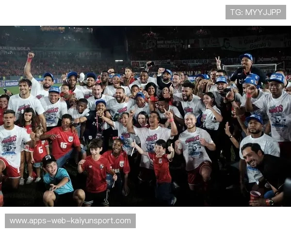 巴拿马球迷沸腾:晋级之夜成为国家节日